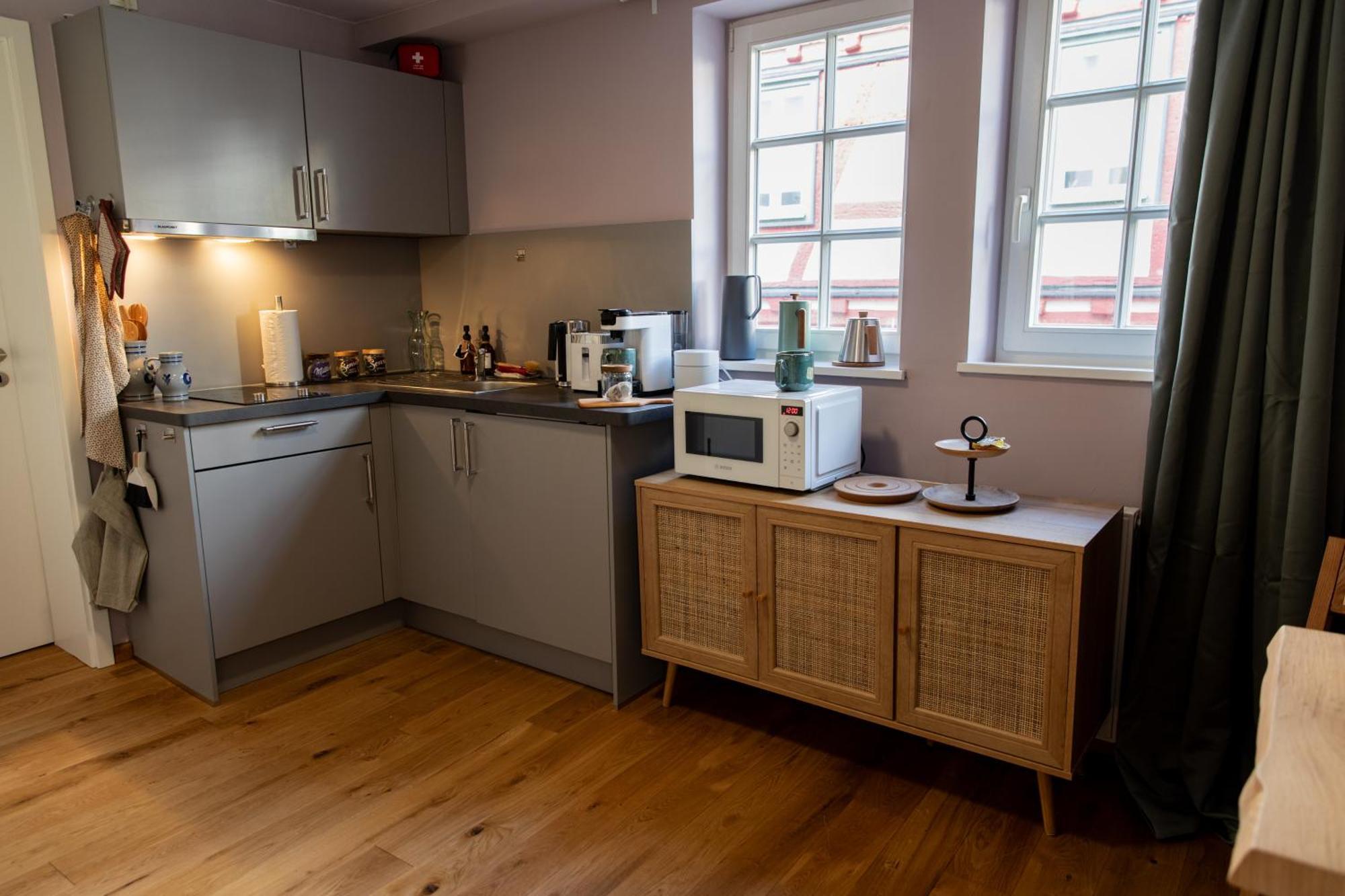 Altstadt Apartment Am Dom Wetzlar, 1 Zi, Kueche, Bad Mit Parkplatz Am Grundstueck Ngoại thất bức ảnh